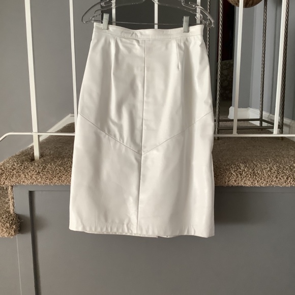 White Genuine Leather Skirt - Picture 2 of 2